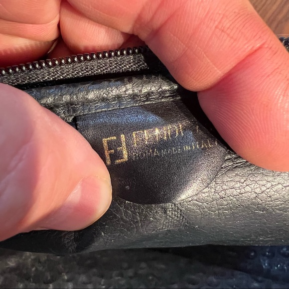 Vintage Fendi Portfolio bag - Picture 5 of 5